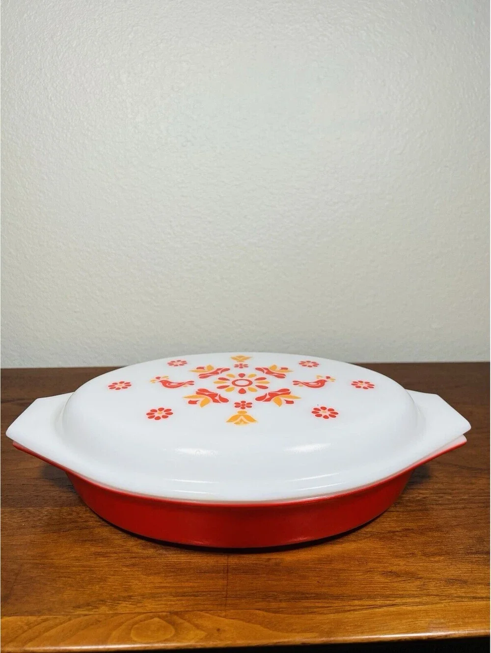 Pyrex vintage friendship